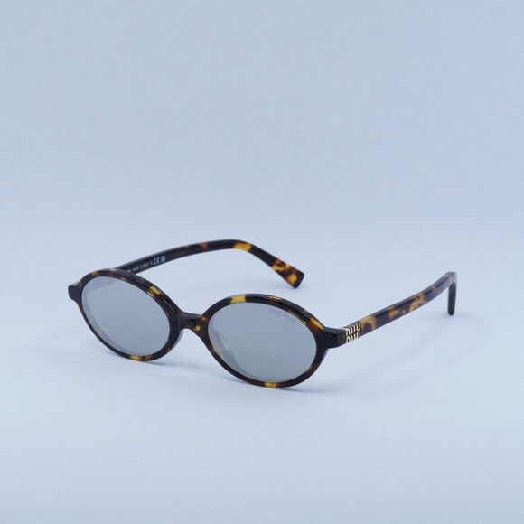 ?️ New Miu Miu MU04ZS VAU07F Sunglasses - Honey Havana Frame, Light Grey Lenses main image 6
